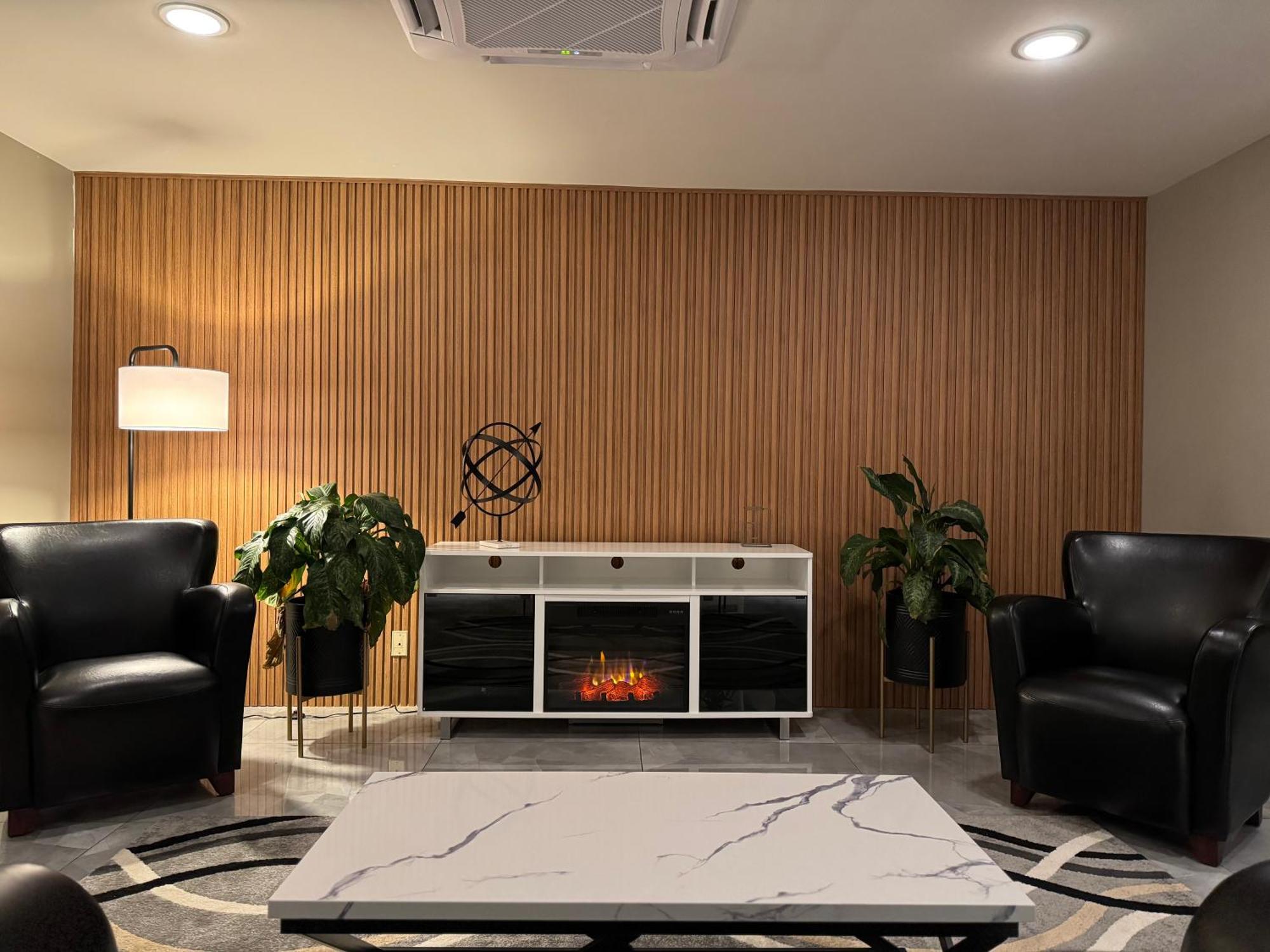 Anchor Inn And Suites Кембъл Ривър Екстериор снимка